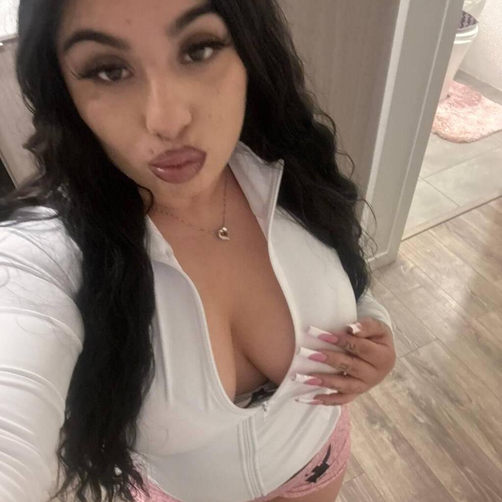 
                        Mikayla
                     is Female Escorts. | Vancouver | British Columbia | Canada | canadapleasure.com 