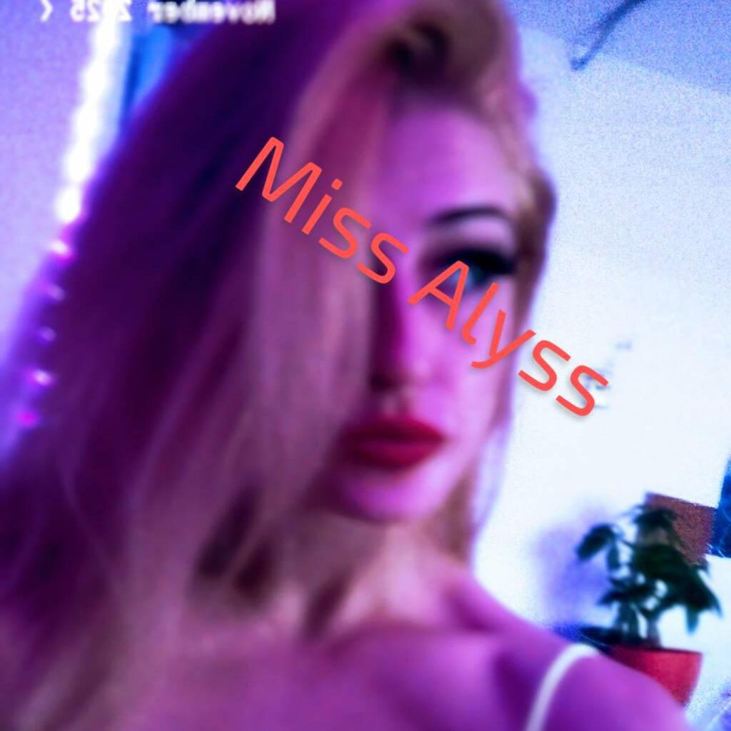 
                        Alyss
                     is Female Escorts. | Barrie | Ontario | Canada | canadapleasure.com 
