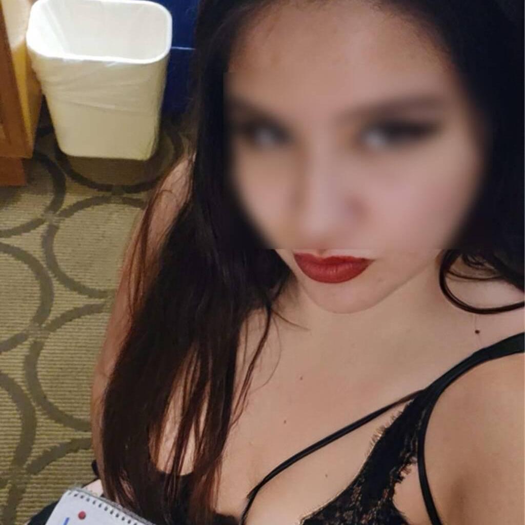 
                        Willow
                     is Female Escorts. | windsor | Ontario | Canada | canadapleasure.com 