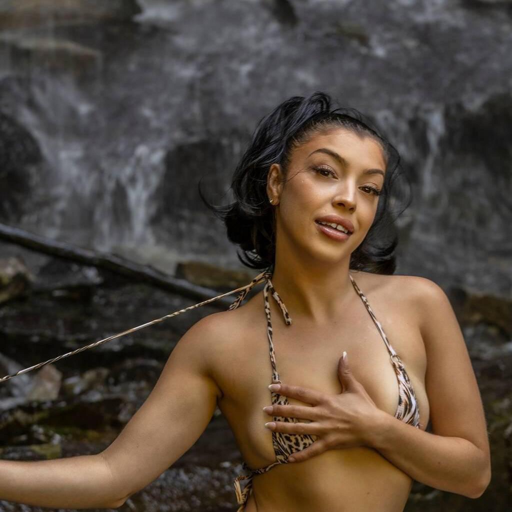 
                        Nikki Benz
                     is Female Escorts. | Hamilton | Ontario | Canada | canadapleasure.com 