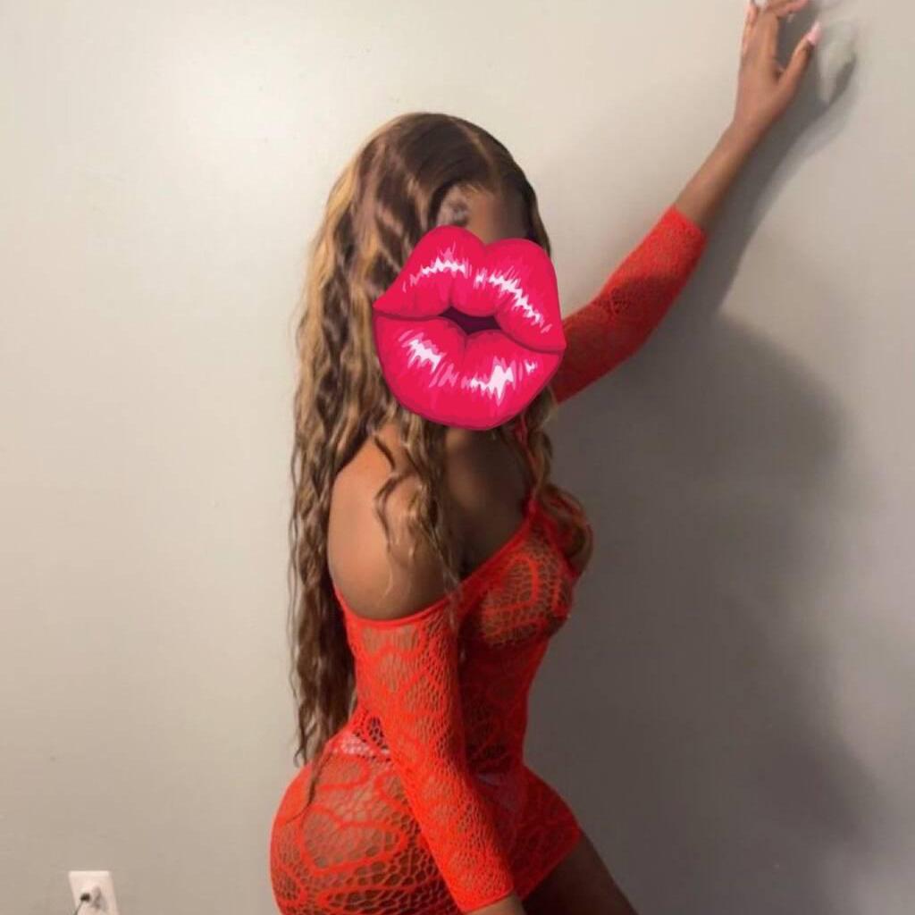 
                        Diamond
                     is Female Escorts. | Sherbrooke | Quebec | Canada | canadapleasure.com 