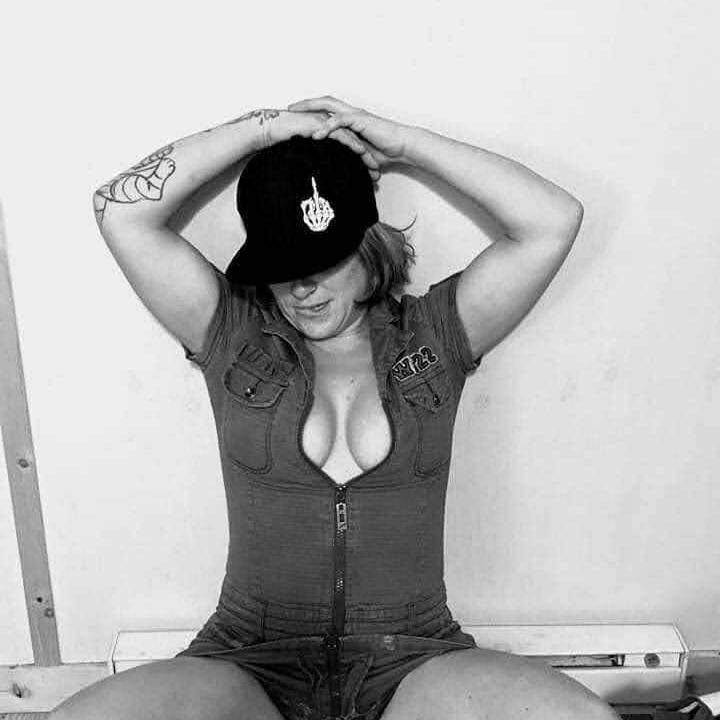 
                        Wendy and Lucky
                     is Female Escorts. | Nanaimo | British Columbia | Canada | canadapleasure.com 