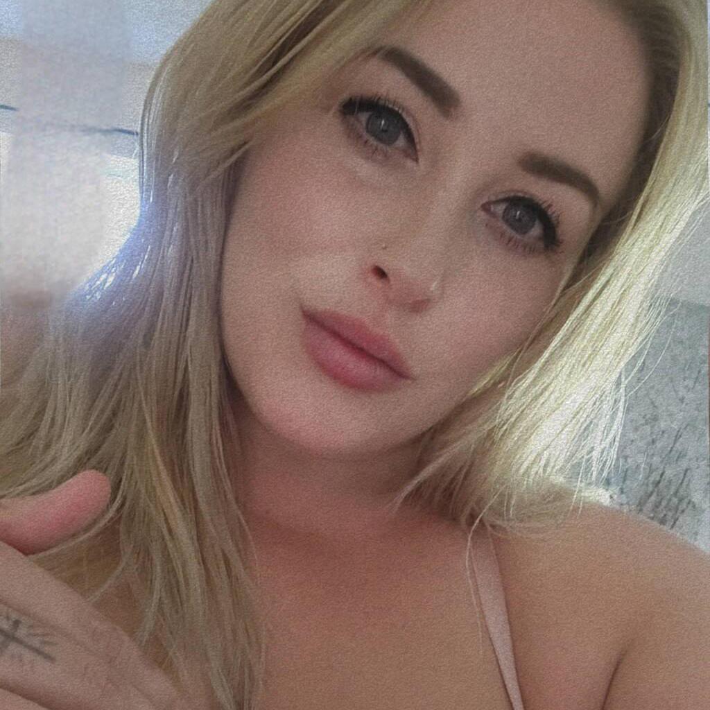 
                        Kira 519.721.2271
                     is Female Escorts. | Guelph | Ontario | Canada | canadapleasure.com 