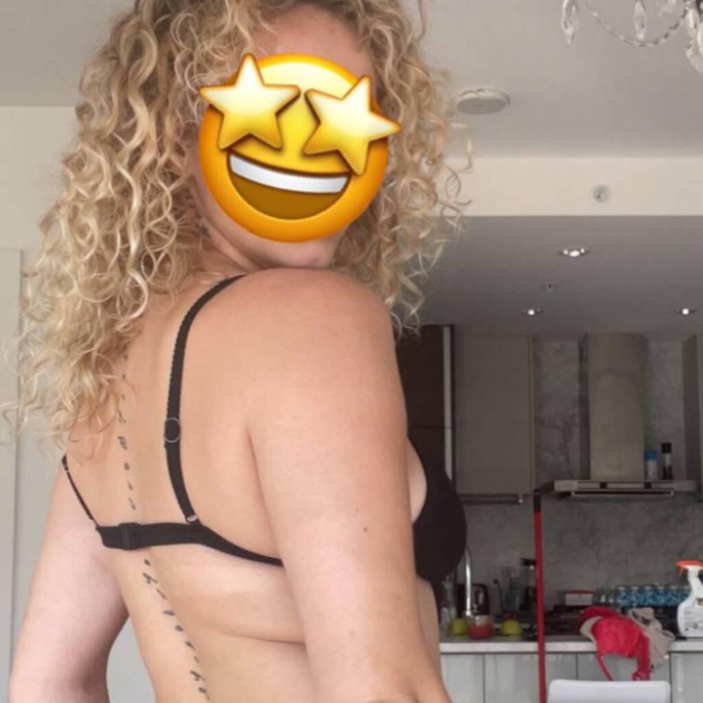 
                        Mya
                     is Female Escorts. | Owen Sound | Ontario | Canada | canadapleasure.com 