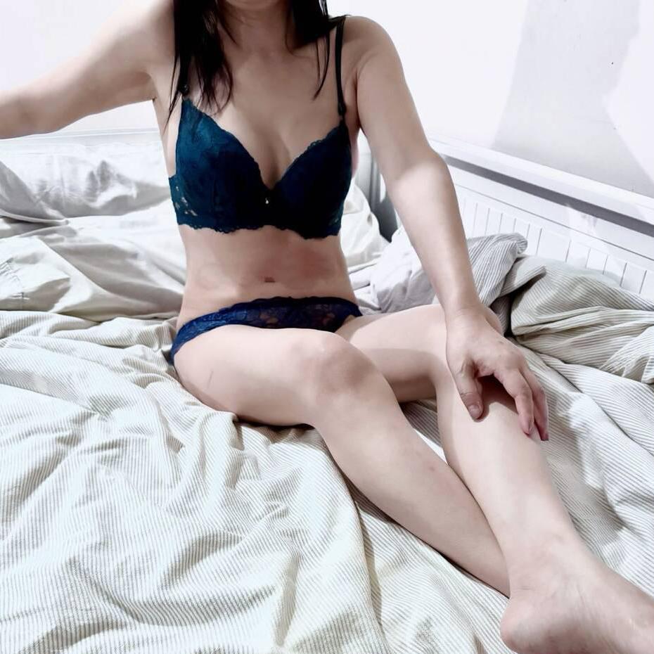 
                        Lili
                     is Female Escorts. | Kingston | Ontario | Canada | canadapleasure.com 