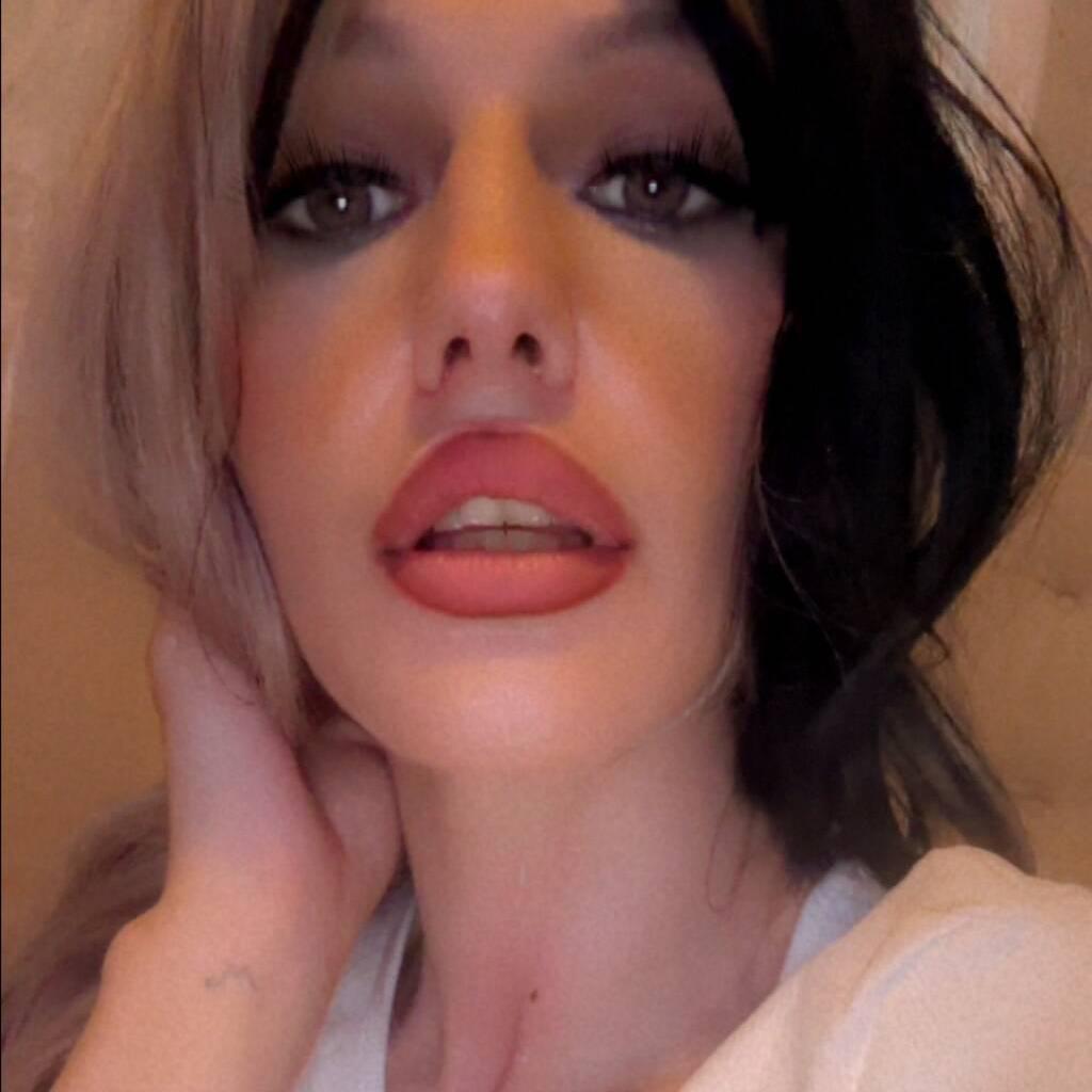 
                        Brielle
                     is Female Escorts. | Prince Albert | Saskatchewan | Canada | canadapleasure.com 