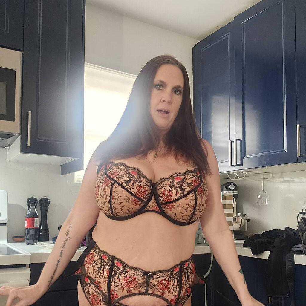 
                        COUGAR NIKKI
                     is Female Escorts. | Grande Prairie | Alberta | Canada | canadapleasure.com 