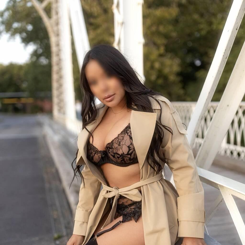 
                        www.toannalee.com
                     is Female Escorts. | Winnipeg | Manitoba | Canada | canadapleasure.com 