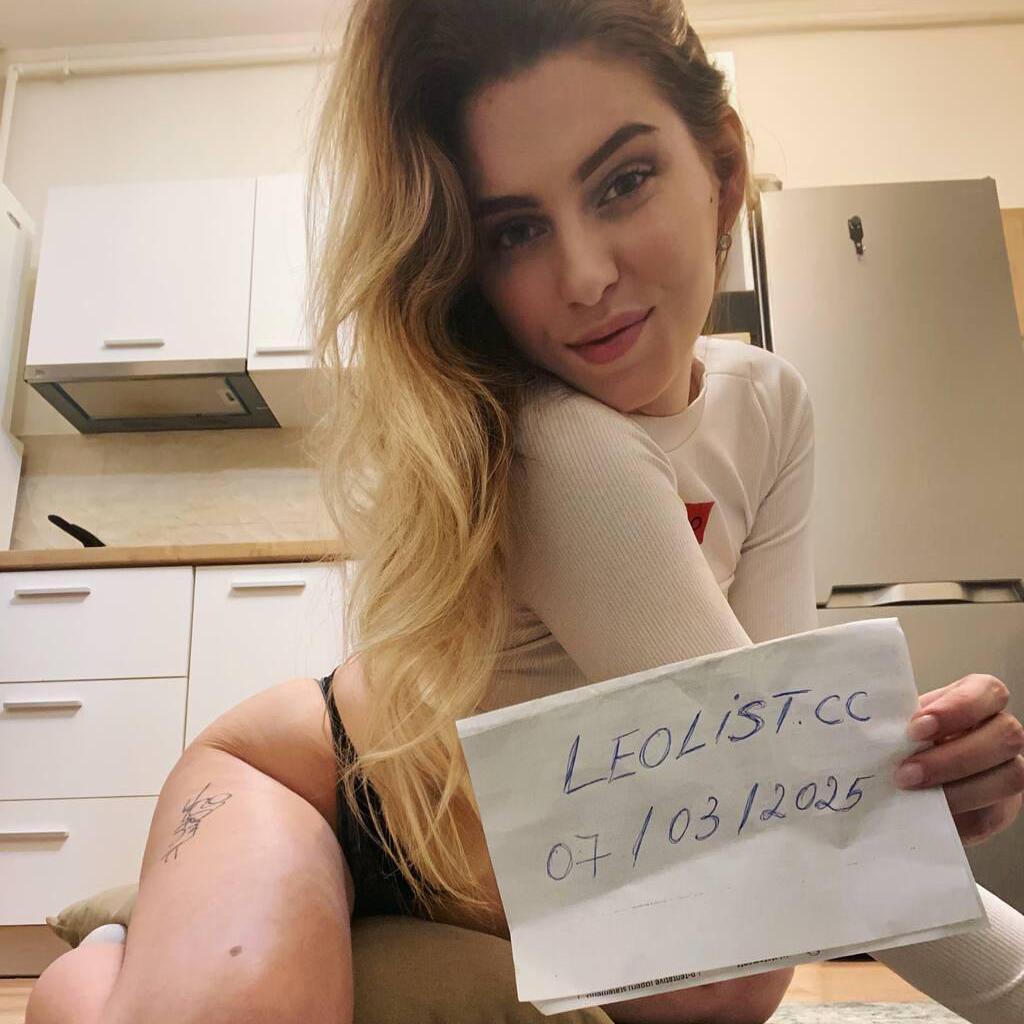 
                        Kim
                     is Female Escorts. | Niagara | Ontario | Canada | canadapleasure.com 