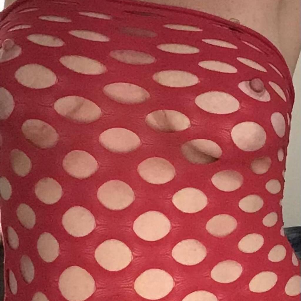 
                        Sarah
                     is Female Escorts. | Calgary | Alberta | Canada | canadapleasure.com 