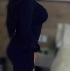 
                        Rashmi
                     is Female Escorts. | windsor | Ontario | Canada | canadapleasure.com 