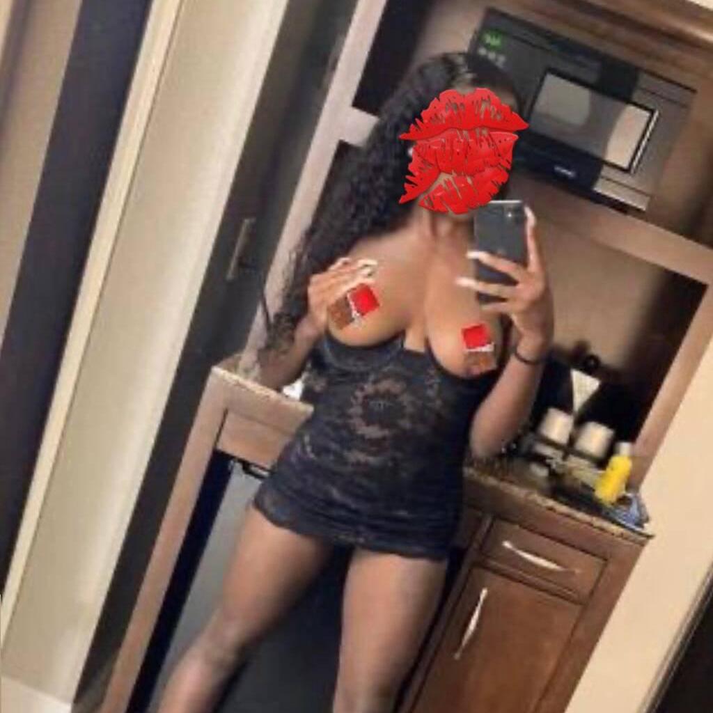 
                        Crystaal
                     is Female Escorts. | Hamilton | Ontario | Canada | canadapleasure.com 