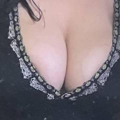 
                        ROXANNE
                     is Female Escorts. | Hamilton | Ontario | Canada | canadapleasure.com 