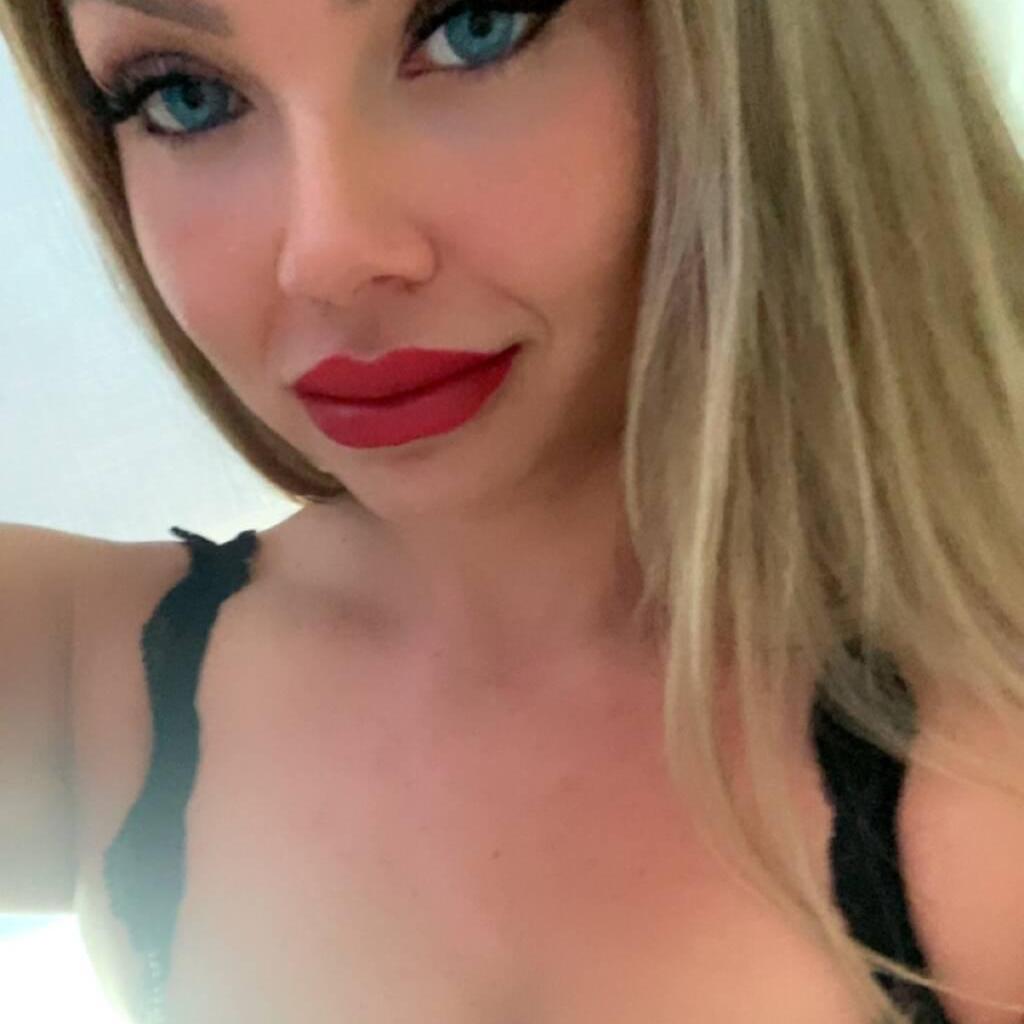 
                        Nicole
                     is Female Escorts. | Lethbridge | Alberta | Canada | canadapleasure.com 