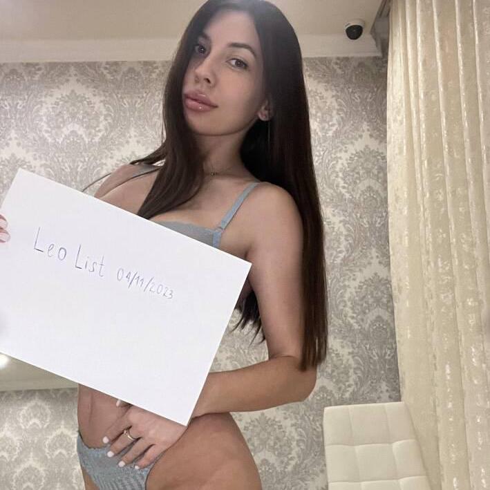 
                        Selena
                     is Female Escorts. | Comox Balley | British Columbia | Canada | canadapleasure.com 