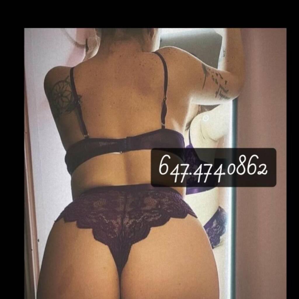 
                        𝒜𝓃𝓃𝒶
                     is Female Escorts. | Toronto | Ontario | Canada | canadapleasure.com 