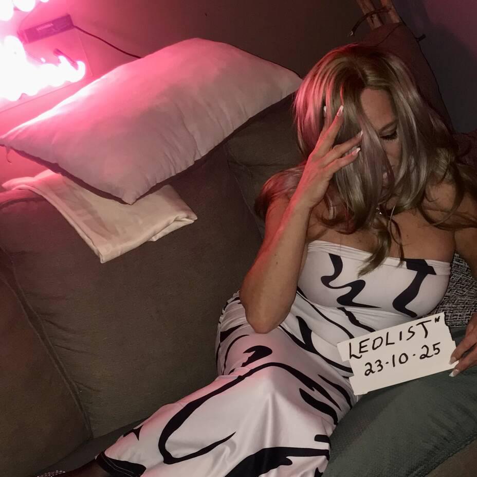 
                        MIA PLEASEMORE
                     is Female Escorts. | Vancouver | British Columbia | Canada | canadapleasure.com 