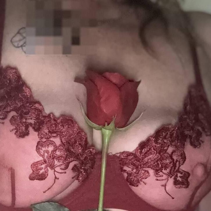 
                        Kat or Kate
                     is Female Escorts. | Edmonton | Alberta | Canada | canadapleasure.com 