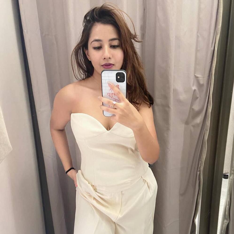 
                        Tanu
                     is Female Escorts. | Winnipeg | Manitoba | Canada | canadapleasure.com 