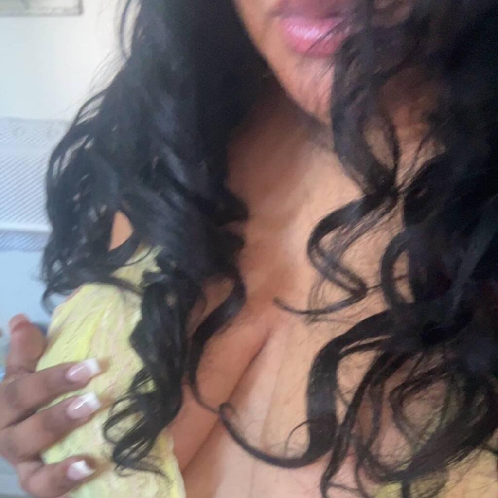 
                        Ciara
                     is Female Escorts. | Toronto | Ontario | Canada | canadapleasure.com 