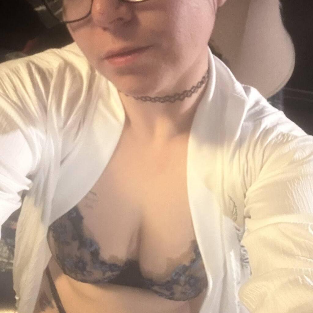 
                        Violet Vixen
                     is Female Escorts. | Niagara | Ontario | Canada | canadapleasure.com 