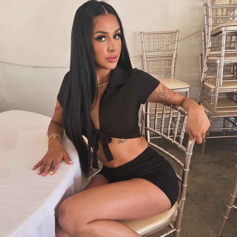 
                        Taylor
                     is Female Escorts. | Vancouver | British Columbia | Canada | canadapleasure.com 