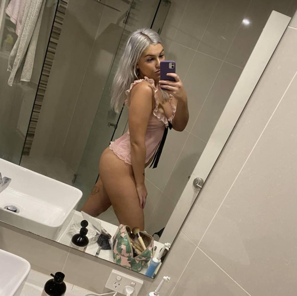 
                        Kylie
                     is Female Escorts. | Medicine Hat | Alberta | Canada | canadapleasure.com 