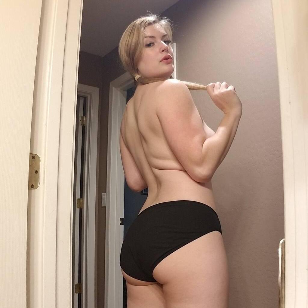 
                        Anne
                     is Female Escorts. | Brandon | Manitoba | Canada | canadapleasure.com 