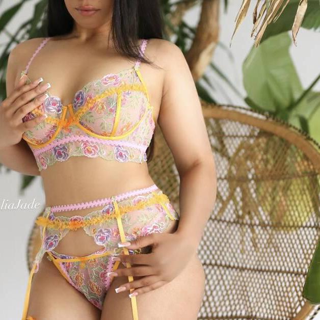 
                        Julia Jade
                     is Female Escorts. | Guelph | Ontario | Canada | canadapleasure.com 