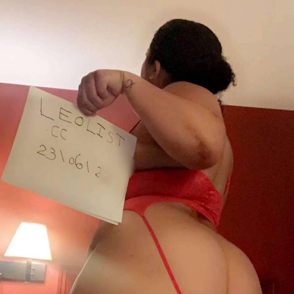 
                        Vanessa
                     is Female Escorts. | Montreal | Quebec | Canada | canadapleasure.com 