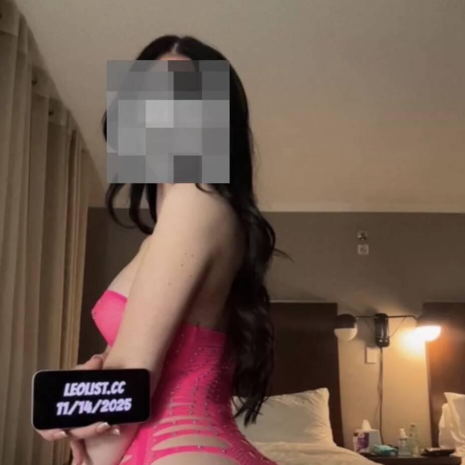 
                        Avril
                     is Female Escorts. | windsor | Ontario | Canada | canadapleasure.com 