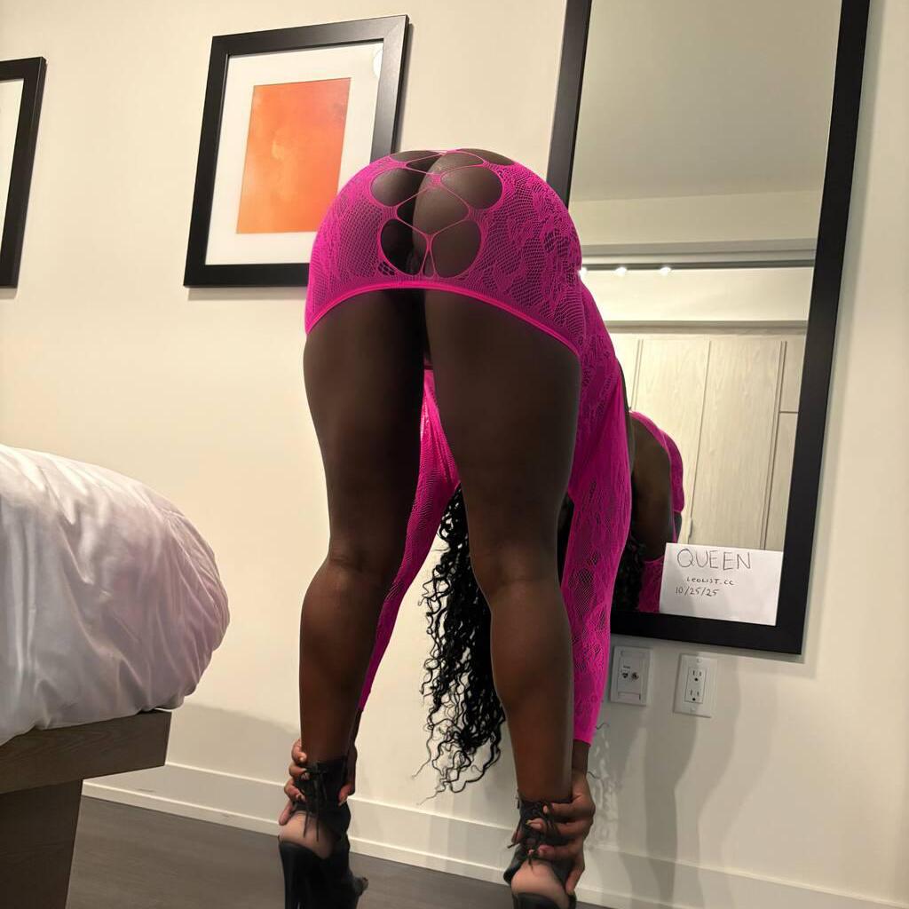 
                        Queen
                     is Female Escorts. | Niagara | Ontario | Canada | canadapleasure.com 