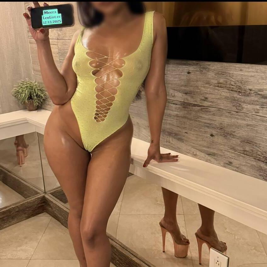 
                        Meera
                     is Female Escorts. | Toronto | Ontario | Canada | canadapleasure.com 