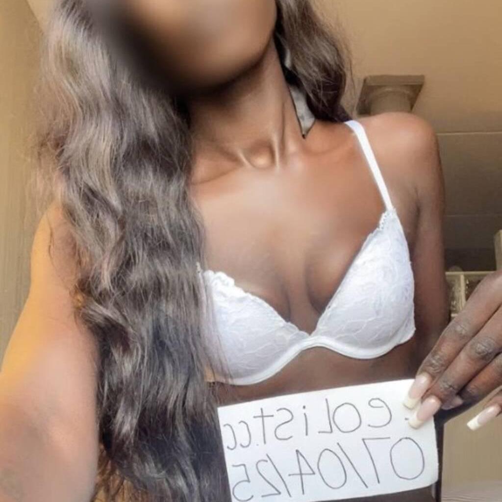 
                        Nia
                     is Female Escorts. | Ft Mcmurray | Alberta | Canada | canadapleasure.com 