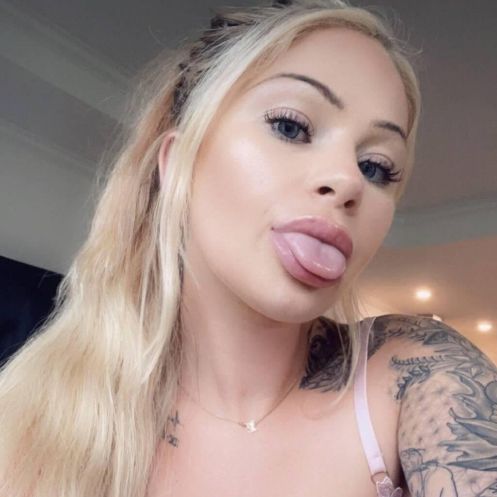 
                        Kylie
                     is Female Escorts. | Sunshine Coast | British Columbia | Canada | canadapleasure.com 