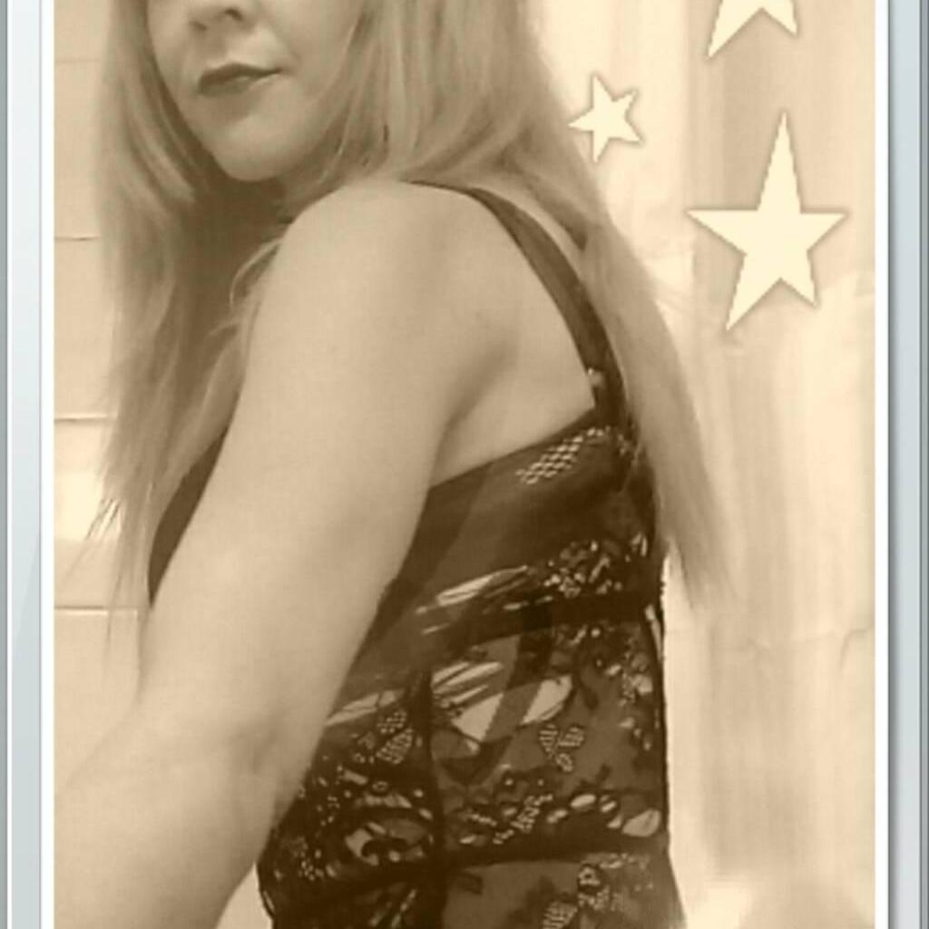 
                        Steph
                     is Female Escorts. | Winnipeg | Manitoba | Canada | canadapleasure.com 