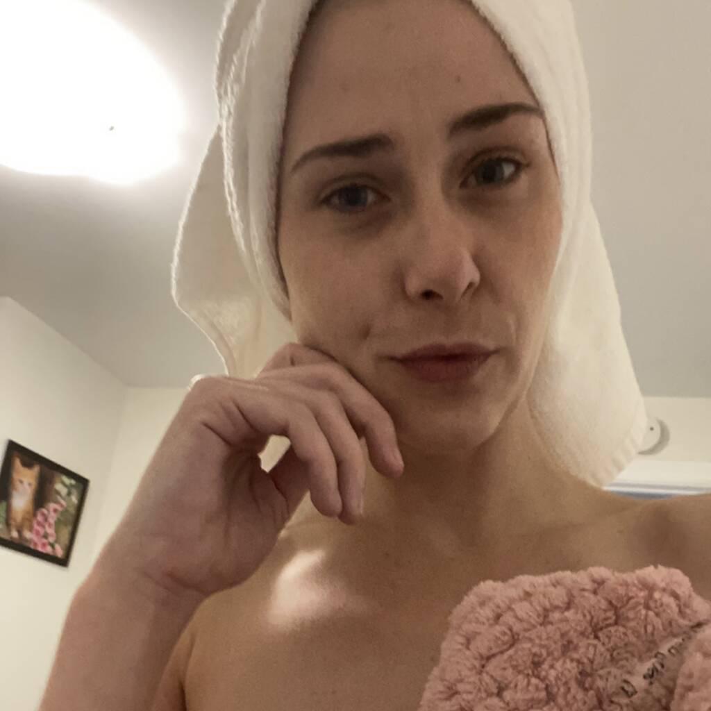 
                        Ally
                     is Female Escorts. | Barrie | Ontario | Canada | canadapleasure.com 