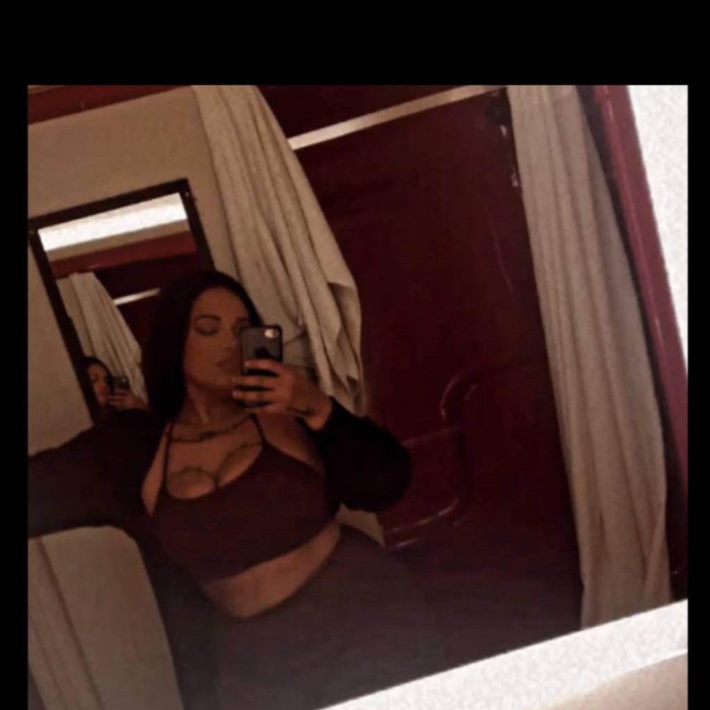 
                        CHELSEA RecordTheSession
                     is Female Escorts. | Toronto | Ontario | Canada | canadapleasure.com 