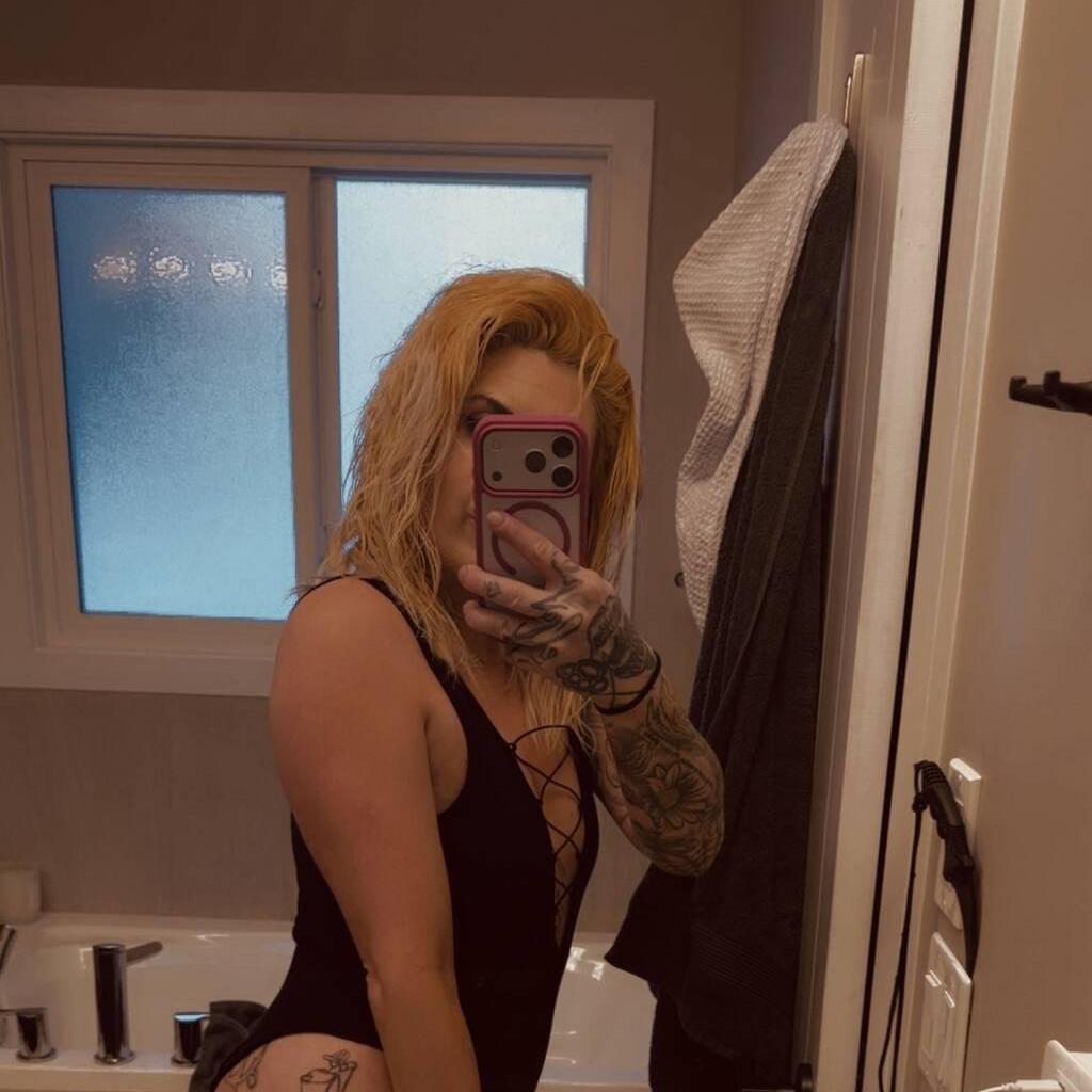 
                        Alexis and Candy
                     is Female Escorts. | Red Deer | Alberta | Canada | canadapleasure.com 
