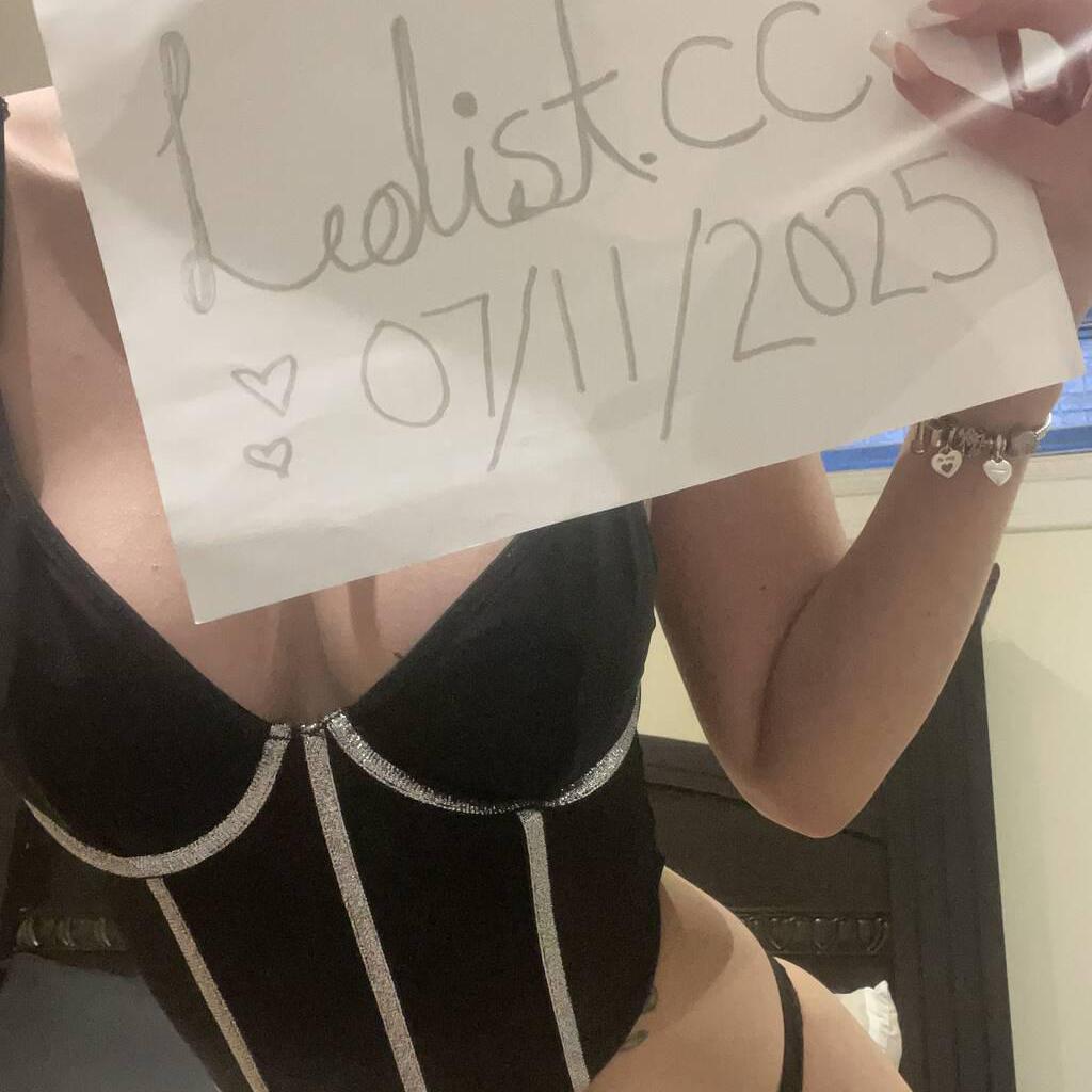 
                        Maya
                     is Female Escorts. | Barrie | Ontario | Canada | canadapleasure.com 