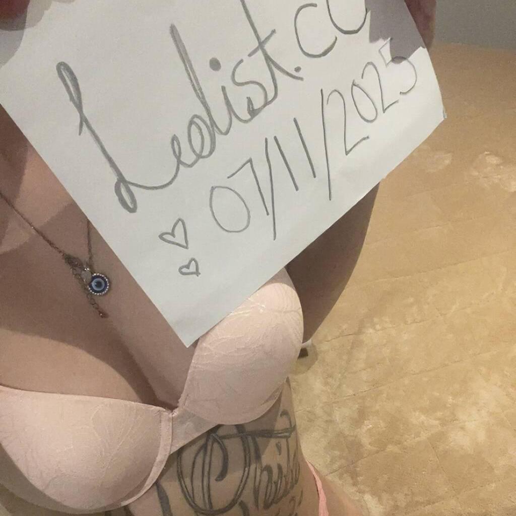 
                        Maya
                     is Female Escorts. | Barrie | Ontario | Canada | canadapleasure.com 