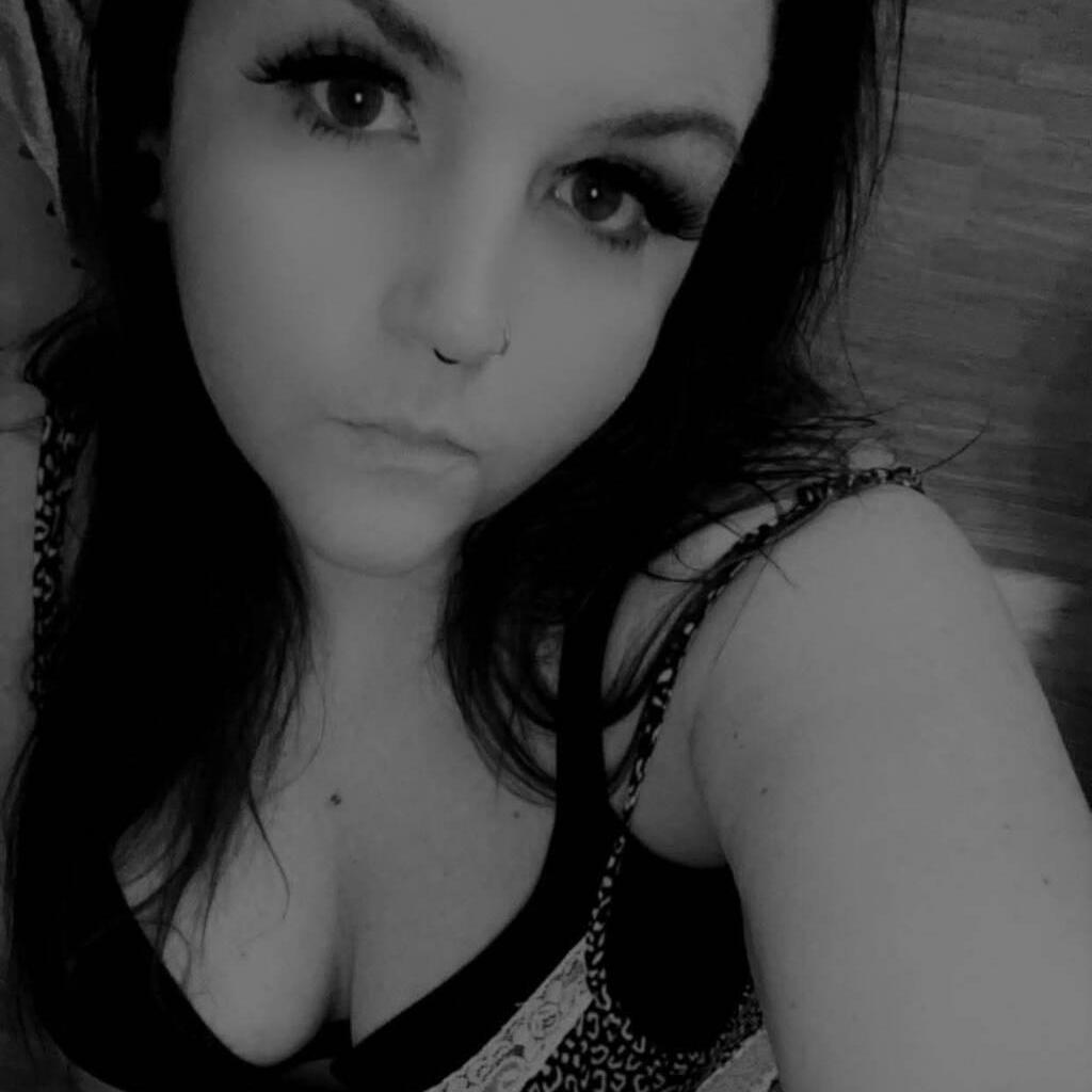 
                        Sav
                     is Female Escorts. | Niagara | Ontario | Canada | canadapleasure.com 