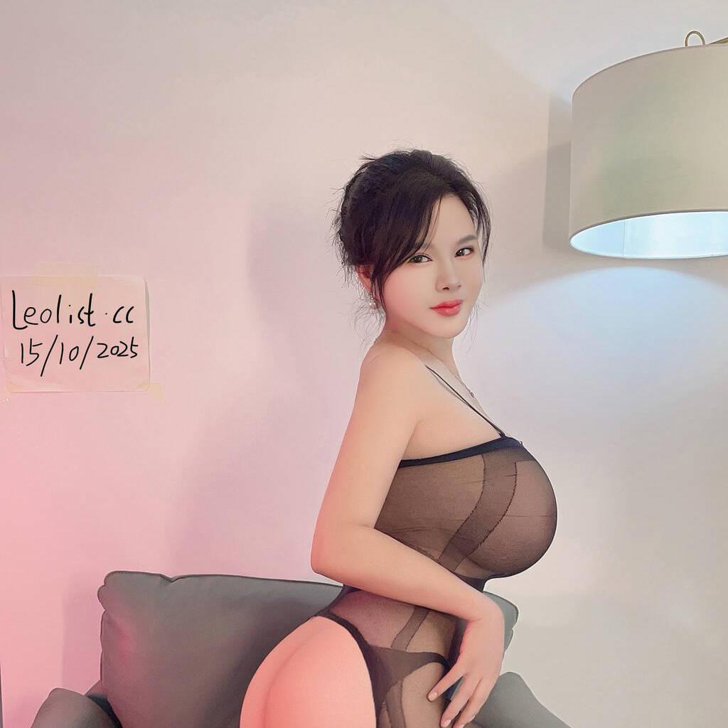 
                        Hui hui
                     is Female Escorts. | Vancouver | British Columbia | Canada | canadapleasure.com 