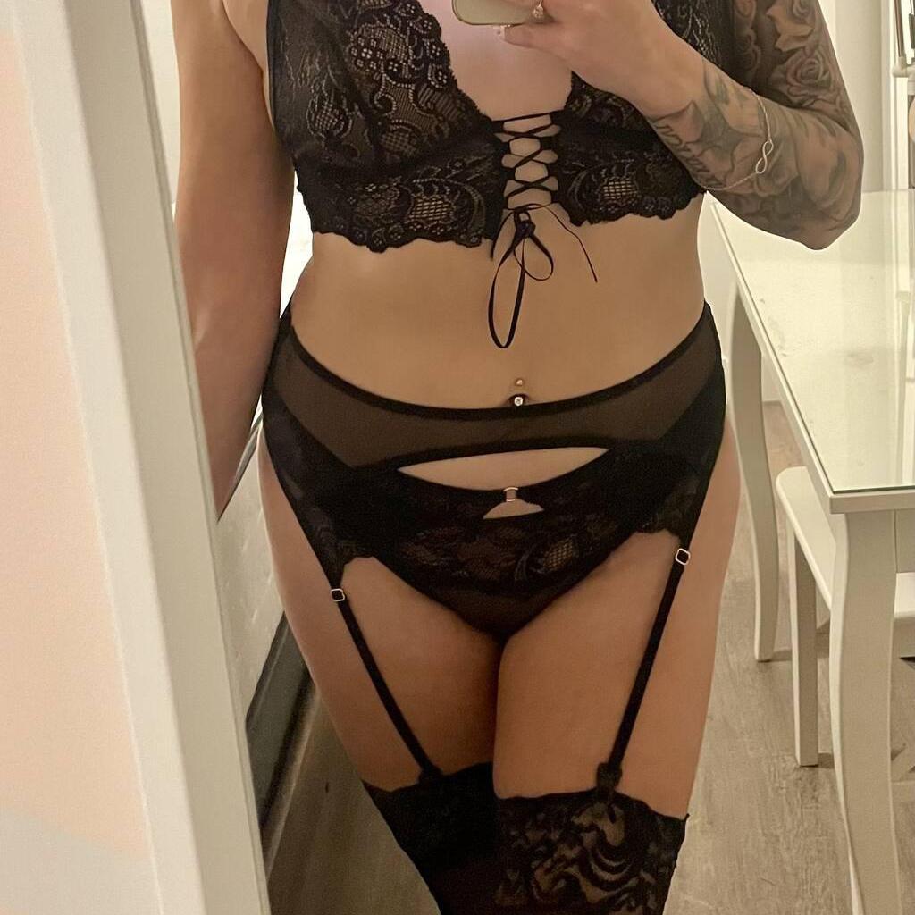 
                        Whitney
                     is Female Escorts. | Niagara | Ontario | Canada | canadapleasure.com 