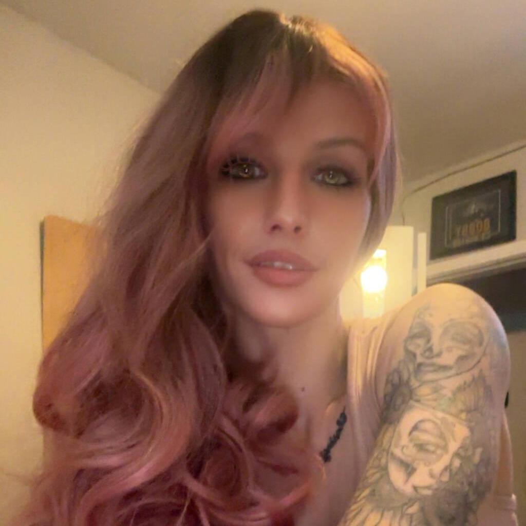 
                        Tia
                     is Female Escorts. | Lethbridge | Alberta | Canada | canadapleasure.com 