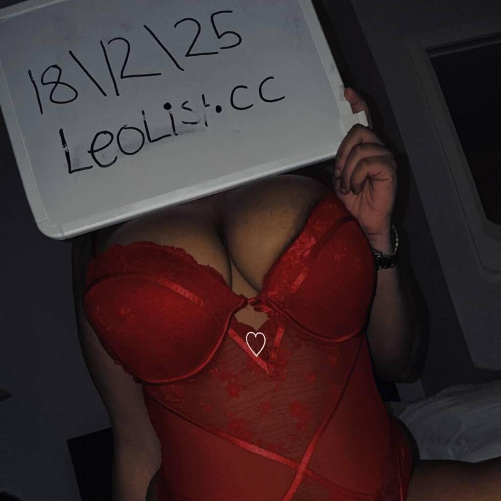 
                        Ashley
                     is Female Escorts. | Montreal | Quebec | Canada | canadapleasure.com 