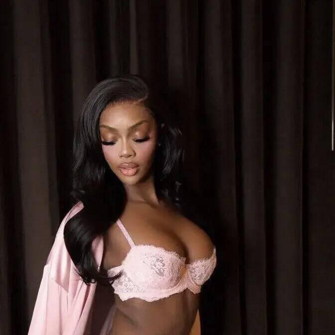 
                        JADE
                     is Female Escorts. | Hamilton | Ontario | Canada | canadapleasure.com 