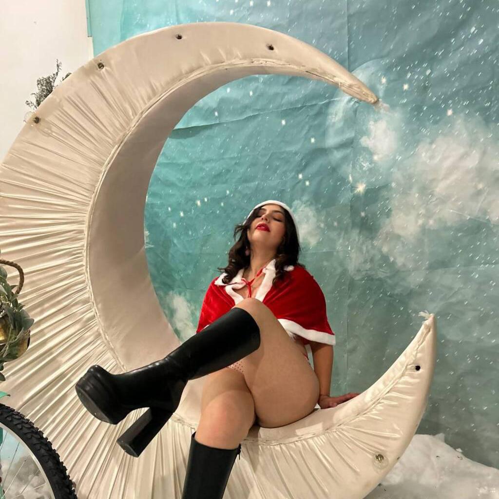 
                        Maria
                     is Female Escorts. | Trois Rivieres | Quebec | Canada | canadapleasure.com 