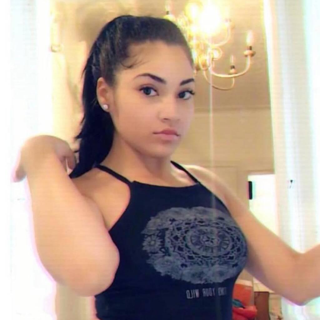 
                        Chloe
                     is Female Escorts. | Yukon | Yukon | Canada | canadapleasure.com 