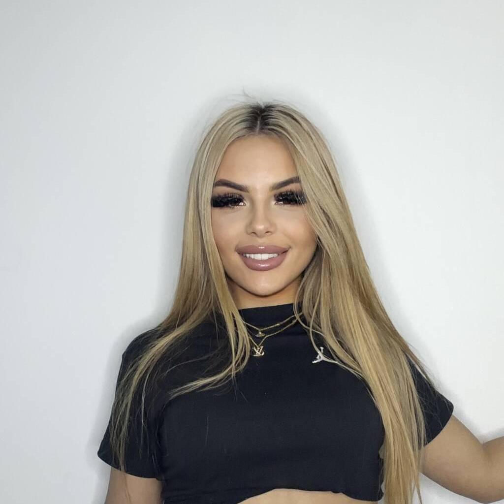 
                        AmberXo
                     is Female Escorts. | Trois Rivieres | Quebec | Canada | canadapleasure.com 